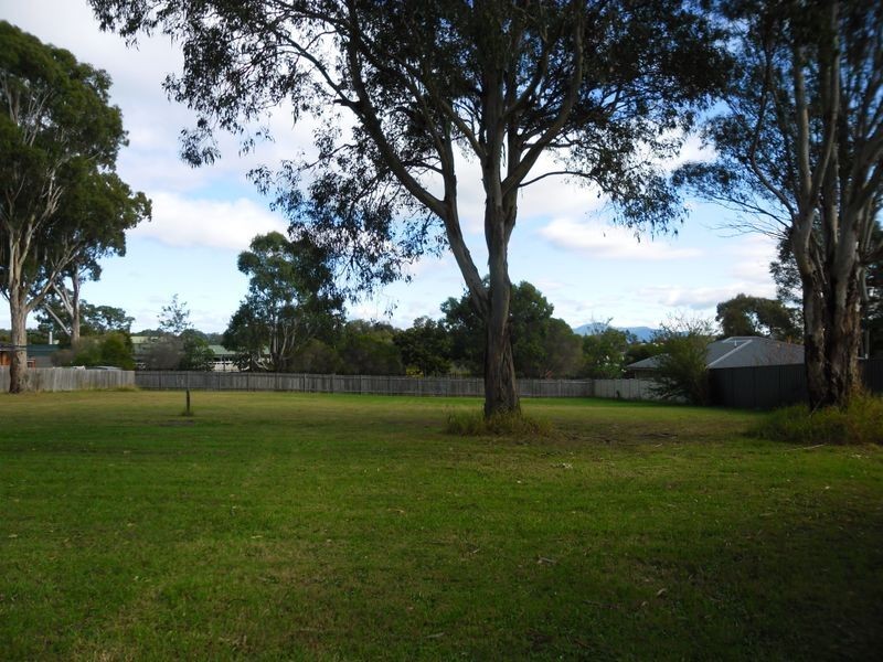 107 Albert Street, Moruya NSW 2537