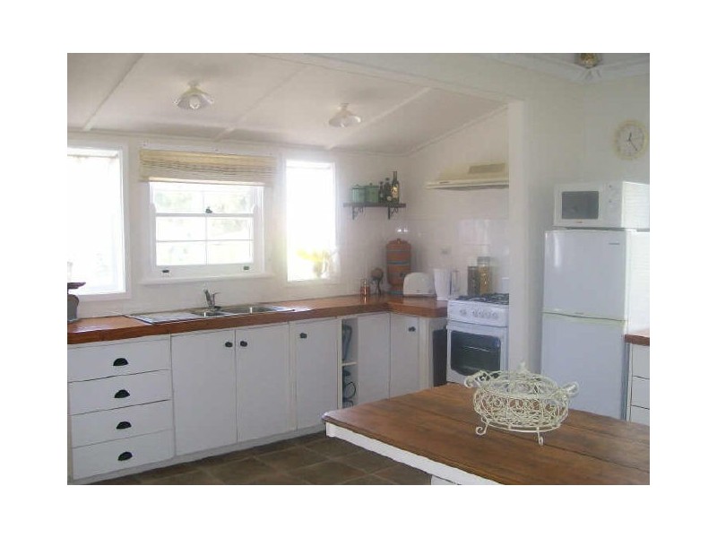 24 Page Street, Moruya NSW 2537