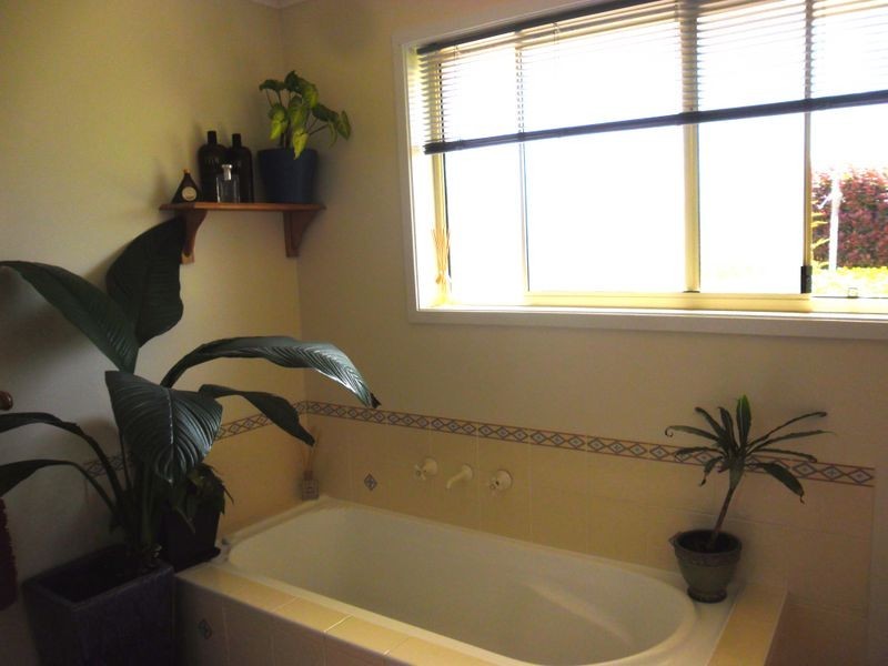 57 Donnellys Ridge Road, Moruya NSW 2537