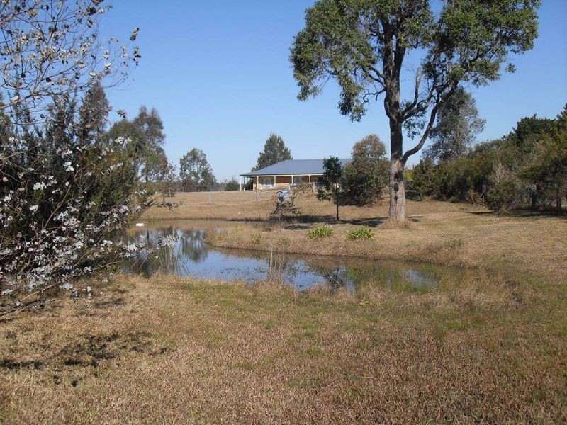 32 Glenduart Grove, Moruya NSW 2537