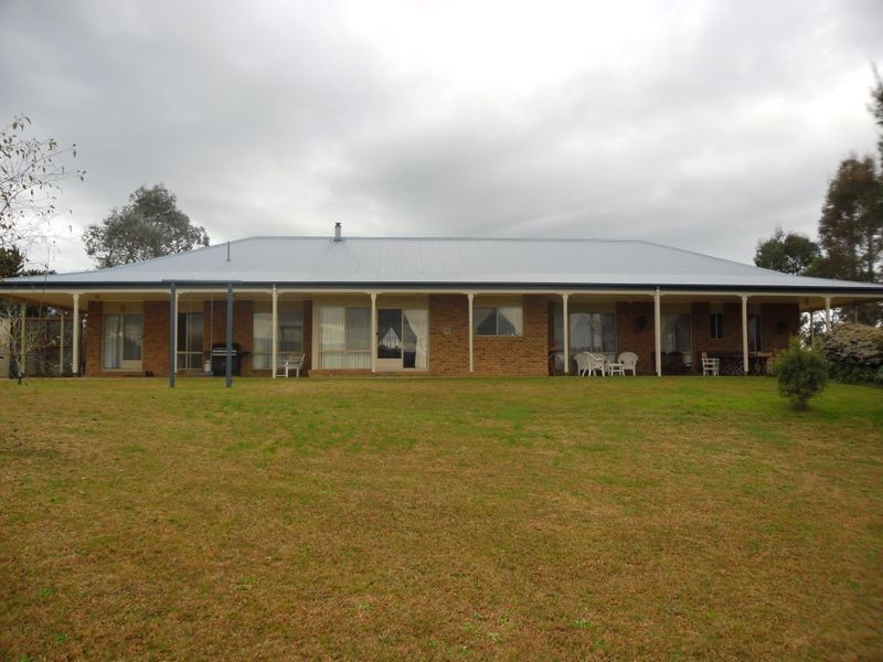 32 Glenduart Grove, Moruya NSW 2537