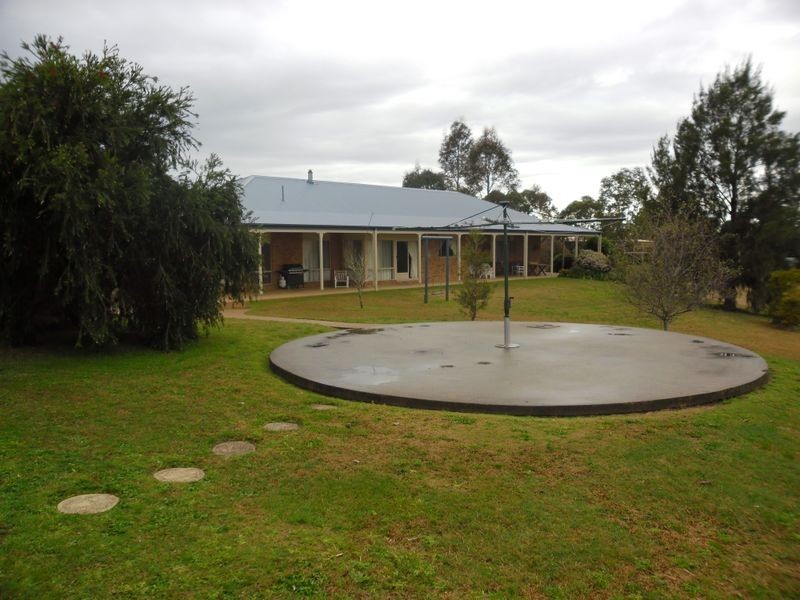 32 Glenduart Grove, Moruya NSW 2537