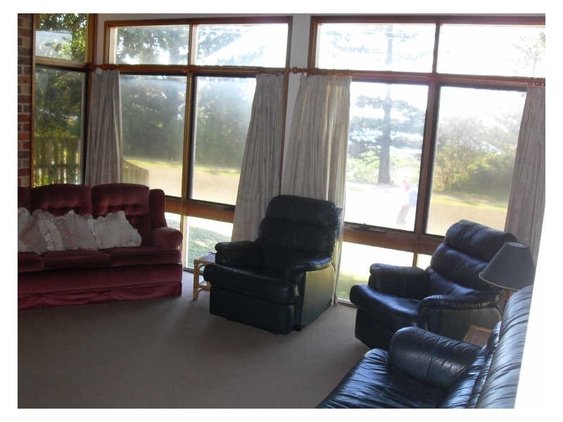 133 Tuross Boulevarde, Tuross Head NSW 2537