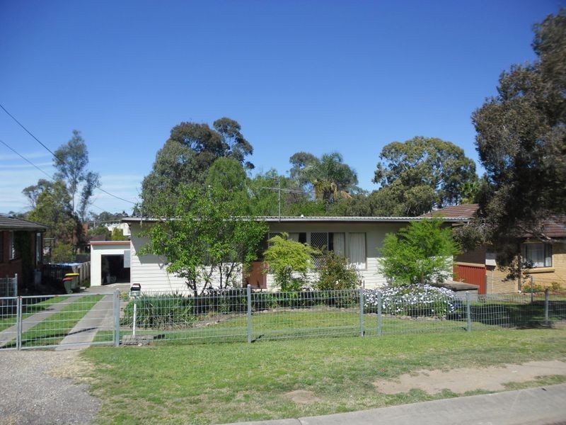 11 Anderson Street, Moruya NSW 2537