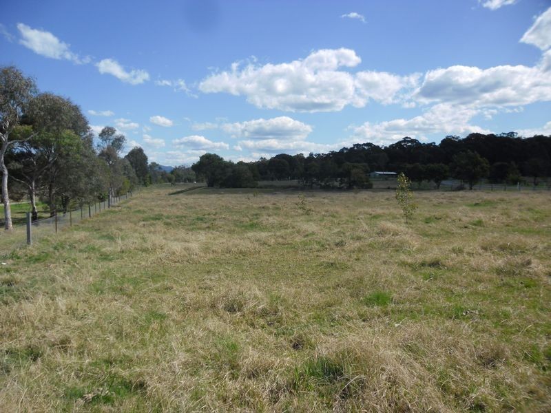 42 Glenduart Grove, Moruya NSW 2537