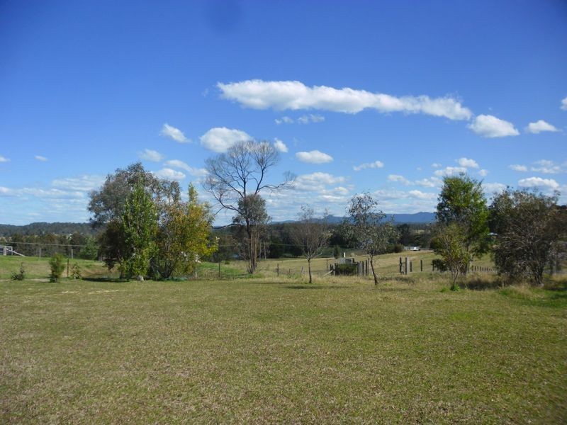 42 Glenduart Grove, Moruya NSW 2537