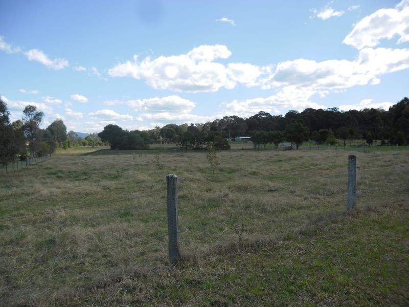 42 Glenduart Grove, Moruya NSW 2537