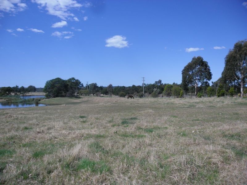 42 Glenduart Grove, Moruya NSW 2537