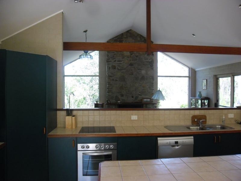 84 Turnbulls Lane, Moruya NSW 2537
