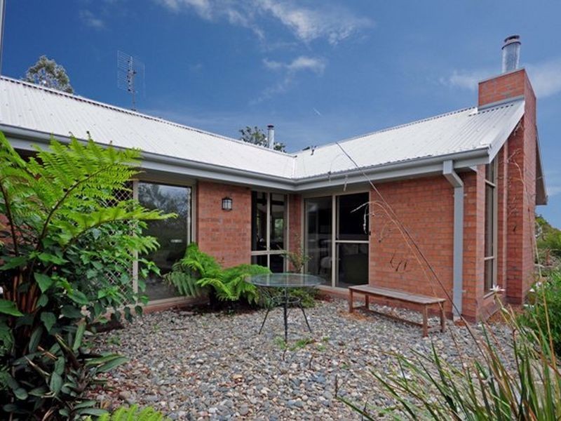84 Turnbulls Lane, Moruya NSW 2537