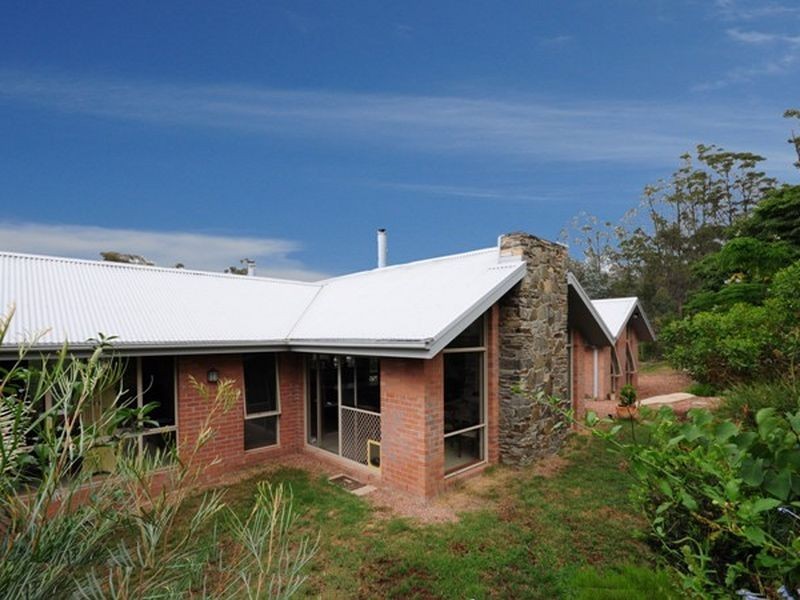 84 Turnbulls Lane, Moruya NSW 2537