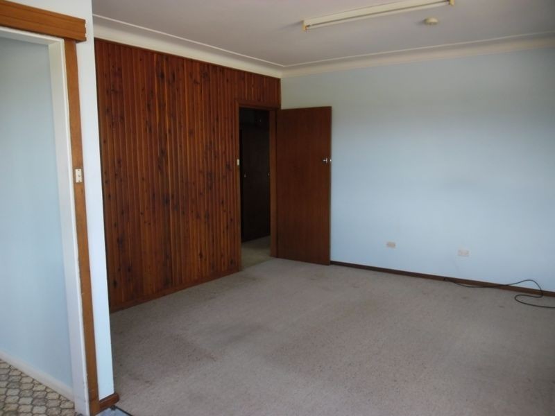 42 Campbell Street, Moruya NSW 2537