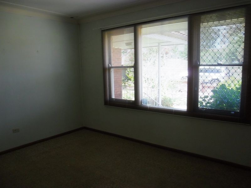 42 Campbell Street, Moruya NSW 2537