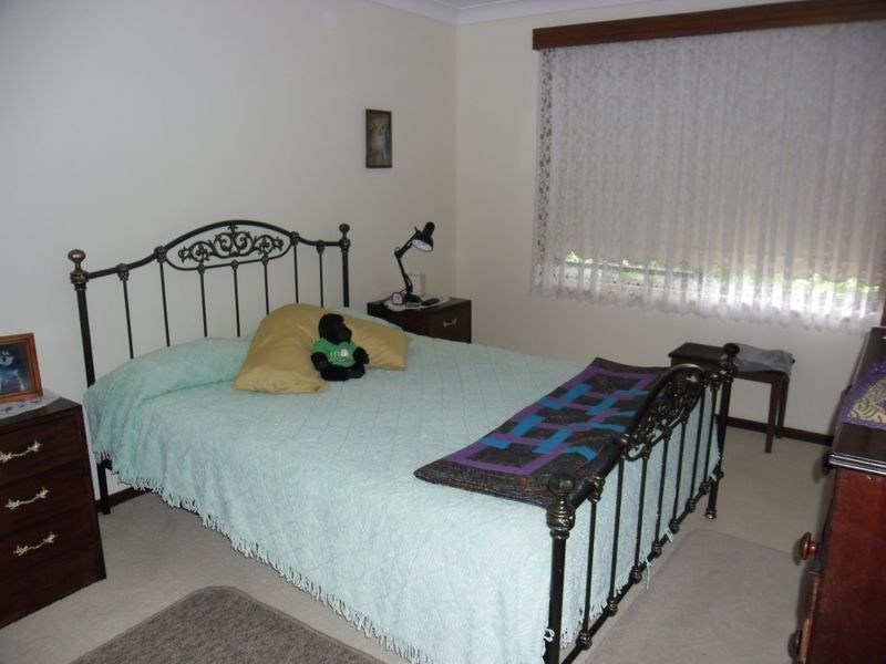 30 Mountain View Road, Moruya NSW 2537