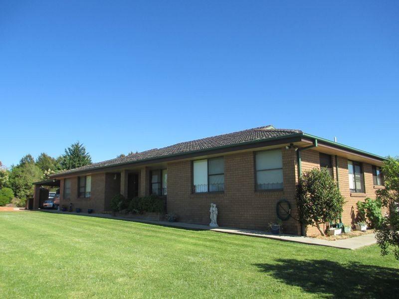 30 Mountain View Road, Moruya NSW 2537