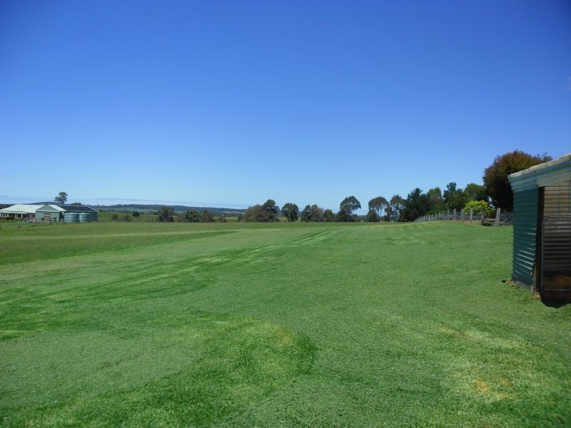 30 Mountain View Road, Moruya NSW 2537