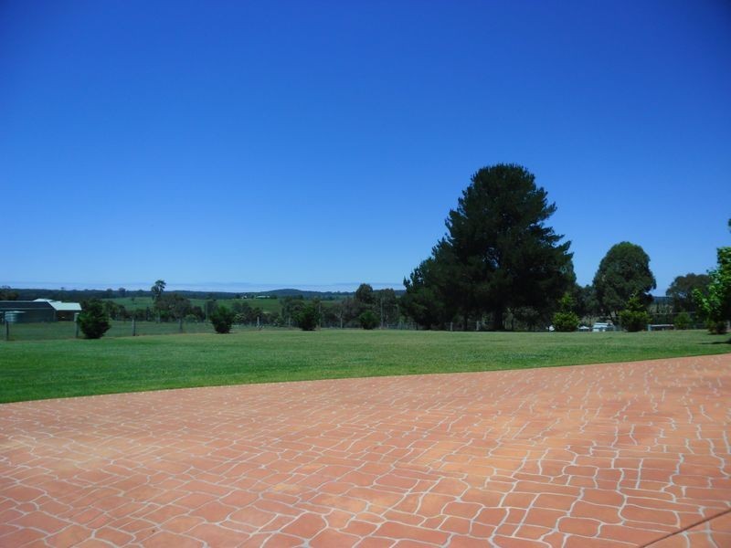 30 Mountain View Road, Moruya NSW 2537