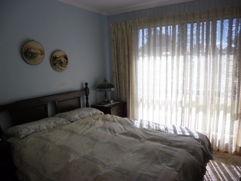 10 Heffernan Place, Moruya NSW 2537