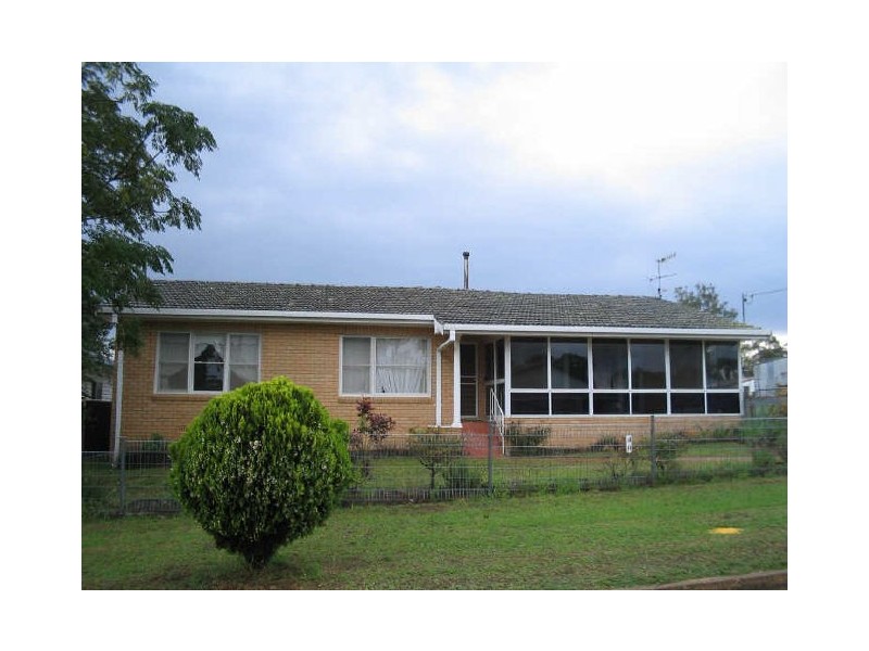 3 Queen Street, Moruya NSW 2537