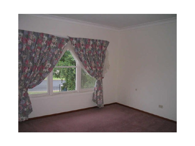 3 Queen Street, Moruya NSW 2537