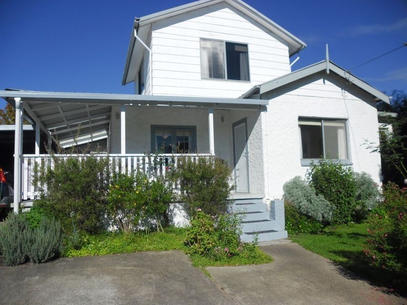 27 River Street, Moruya NSW 2537