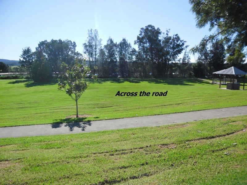 27 River Street, Moruya NSW 2537