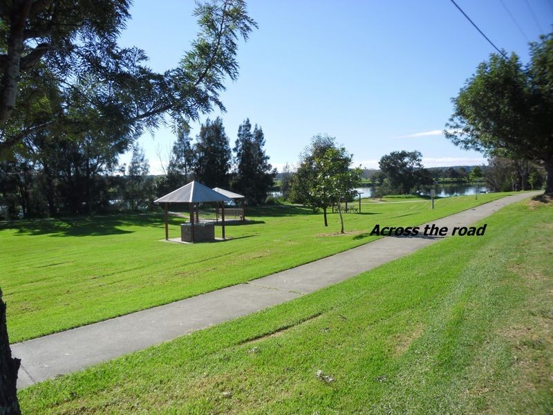 27 River Street, Moruya NSW 2537
