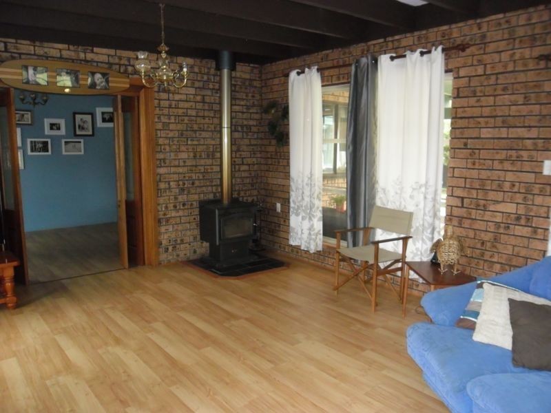 5 Native Way, Moruya Heads NSW 2537
