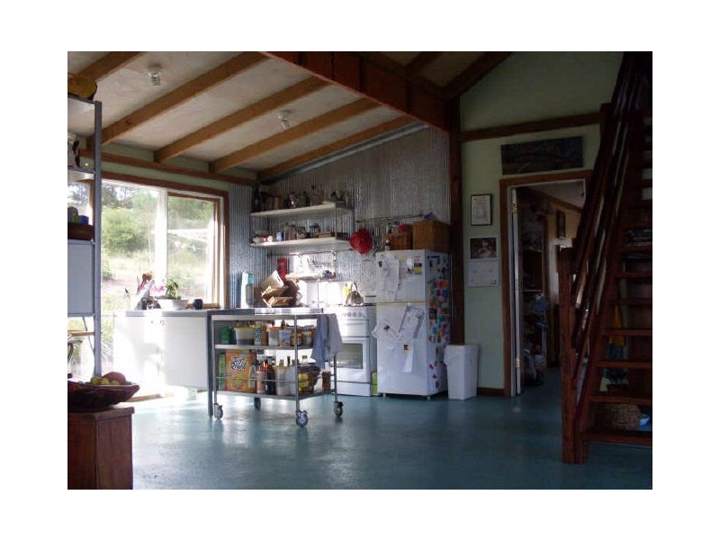 372 Bingi Rd, Bingie NSW 2537