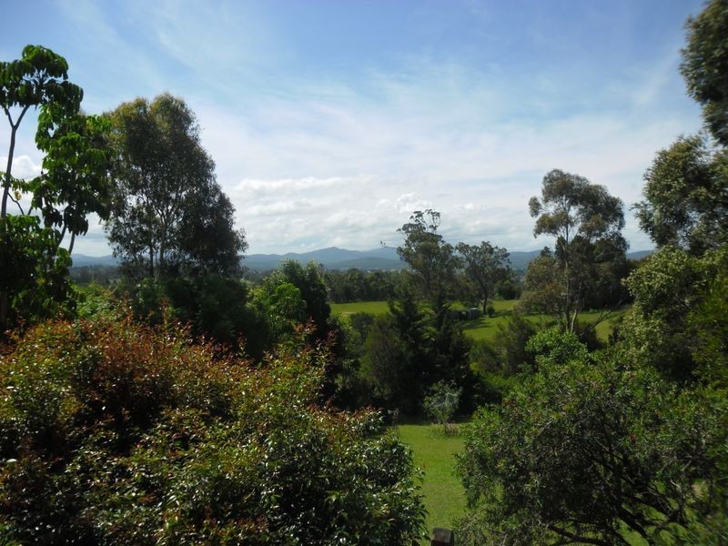 86 Mountain View Road, Moruya NSW 2537