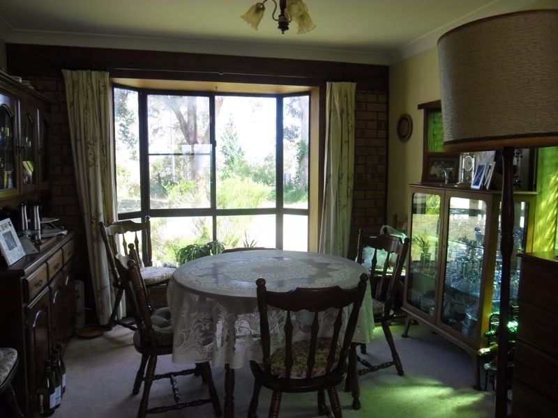 86 Mountain View Road, Moruya NSW 2537