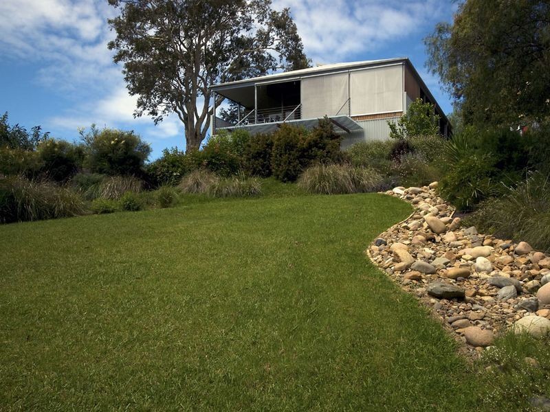 4 Davis Place MORUYA HEADS, Moruya NSW 2537