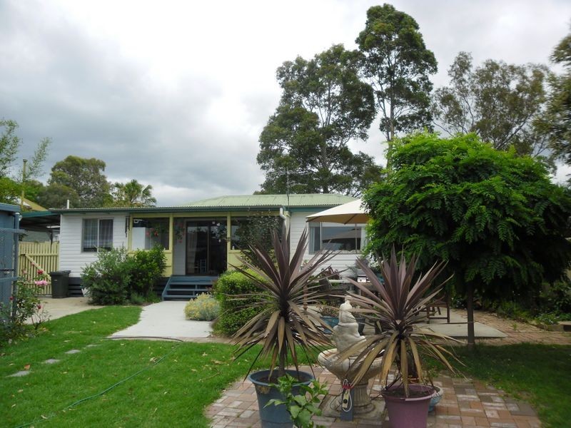 26 Lagoon Street, Moruya NSW 2537