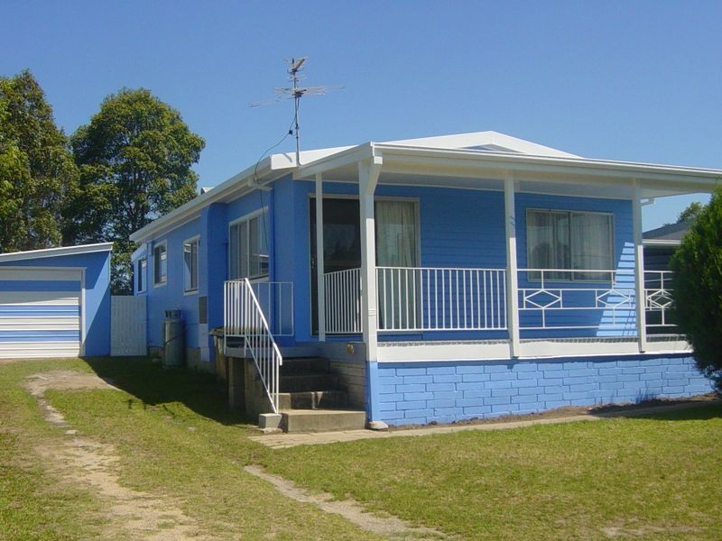 33 River Street, Moruya NSW 2537