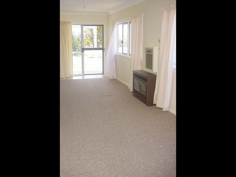 33 River Street, Moruya NSW 2537