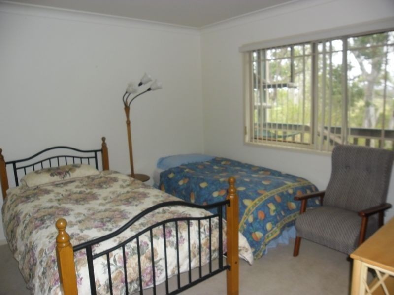 13 Halyard Drive, Moruya Heads NSW 2537