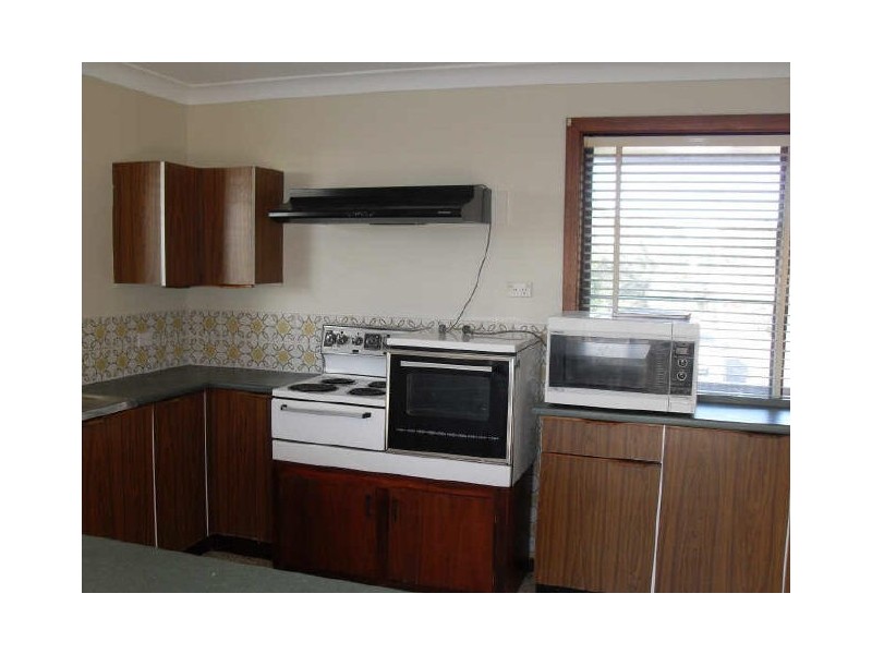 18 Hawkins Rd, Tuross Head NSW 2537