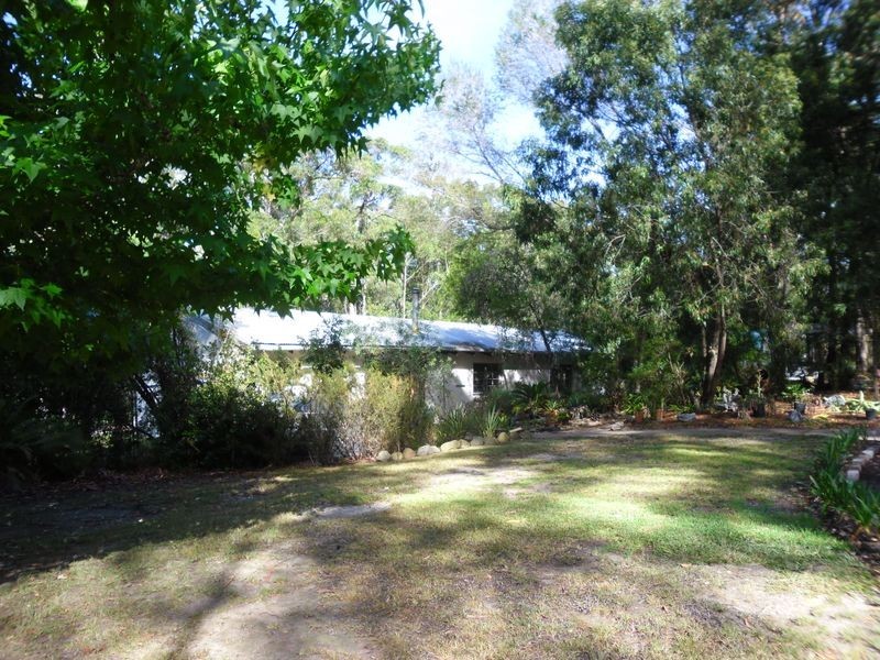 72 Malabar Drive, Moruya NSW 2537