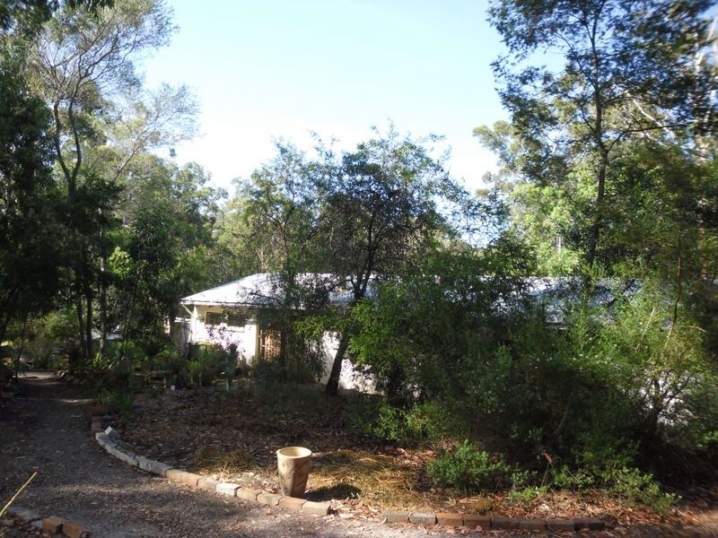 72 Malabar Drive, Moruya NSW 2537