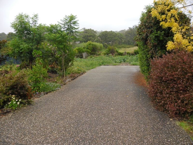 12 Wattlebark Close, Moruya NSW 2537