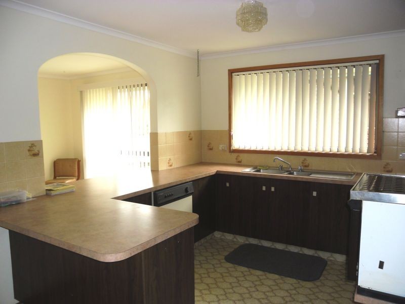 17 Hawdon Street, Moruya NSW 2537