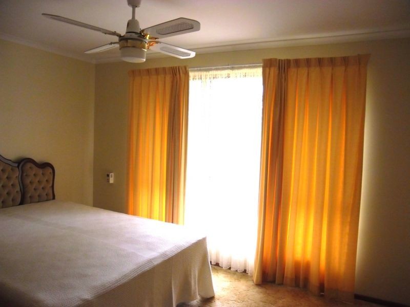 17 Hawdon Street, Moruya NSW 2537