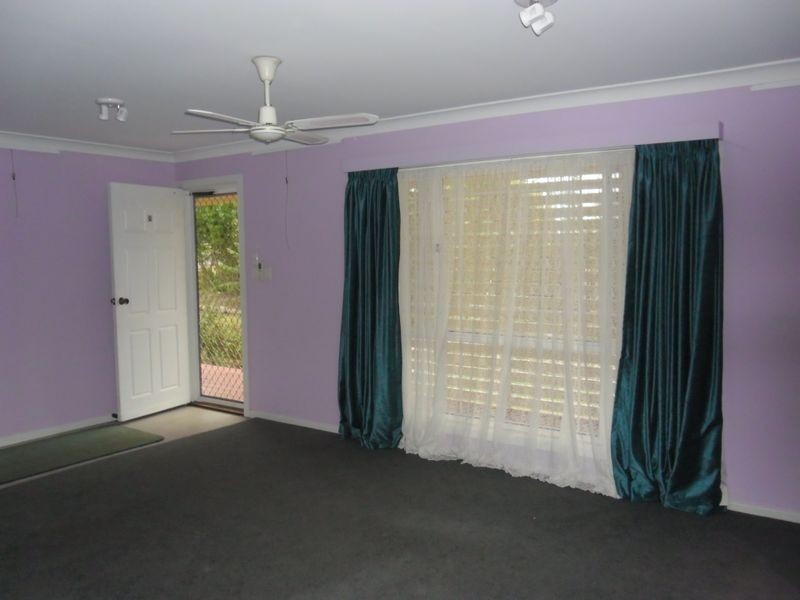 8 Luck Street, Moruya NSW 2537