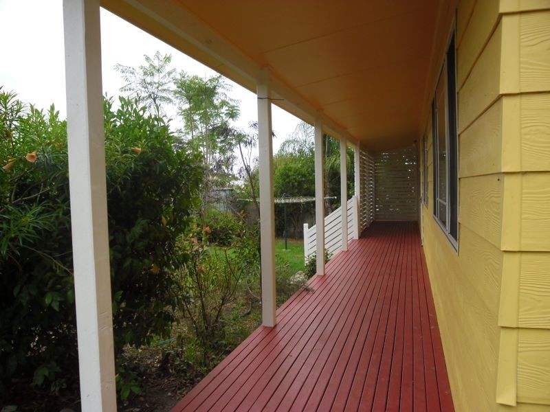 8 Luck Street, Moruya NSW 2537