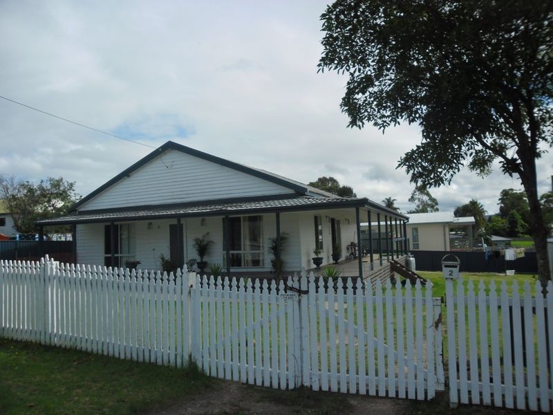 2 Queen Street, Moruya NSW 2537