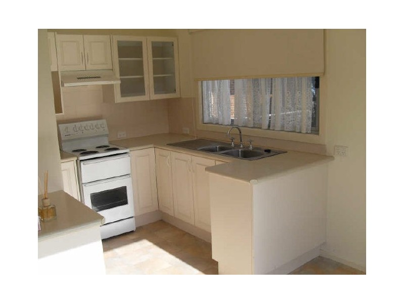 34 Lake St, Tuross Head NSW 2537