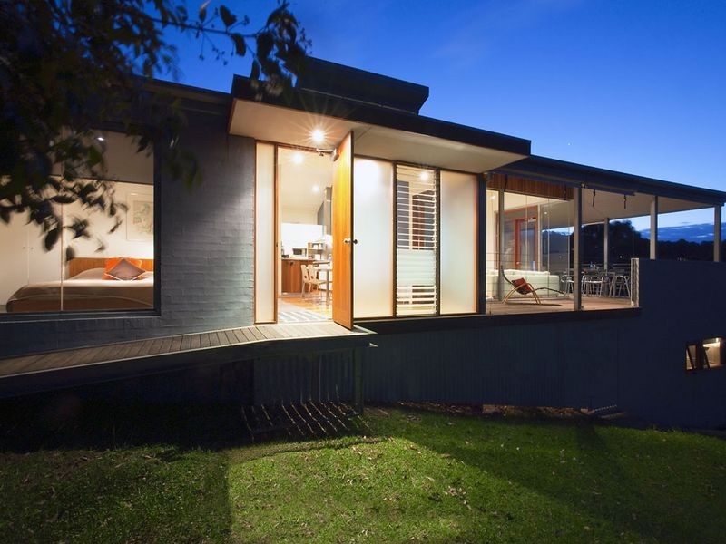 4 Davis Place MORUYA HEADS, Batemans Bay NSW 2536