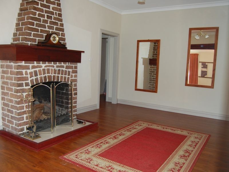35 Evans Street, Moruya NSW 2537