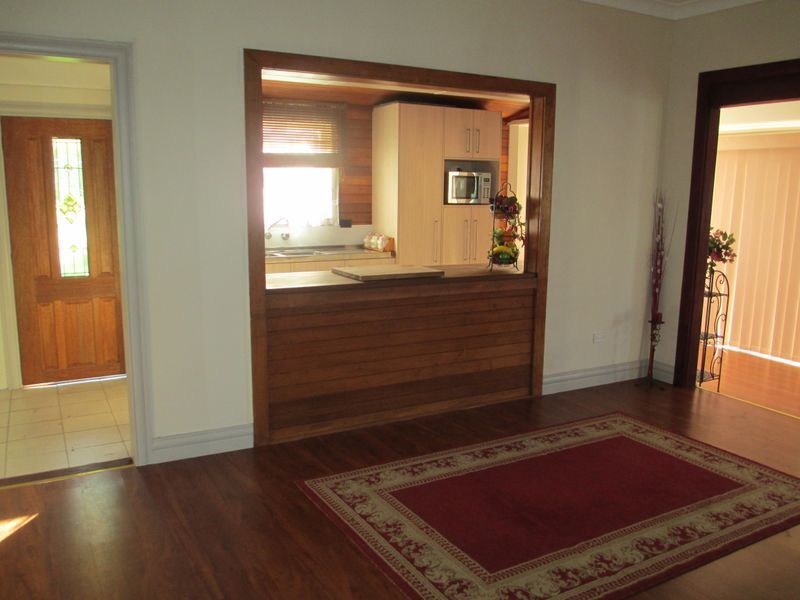 35 Evans Street, Moruya NSW 2537