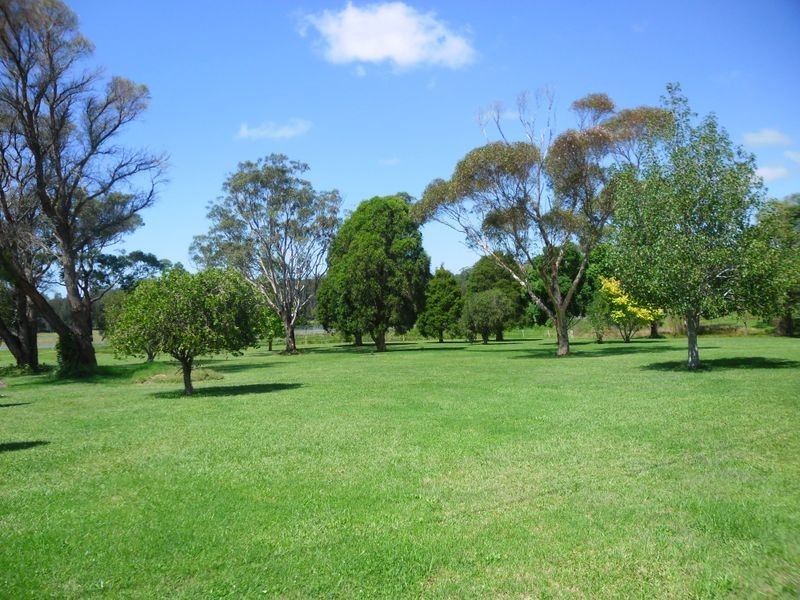 3326 Princes Highway, Moruya NSW 2537
